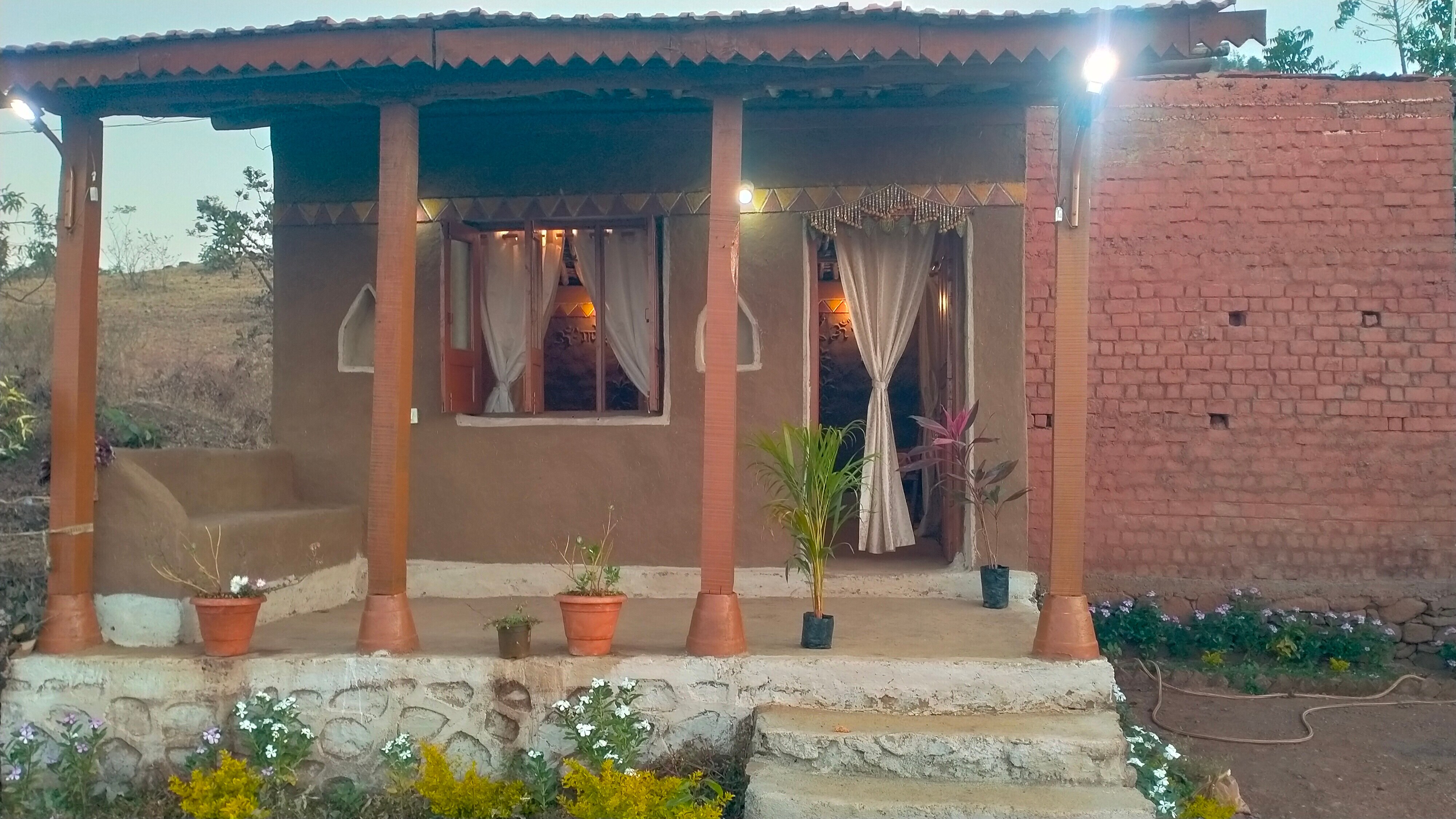 Narayan homestay - Tap to explore photos