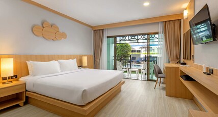 Amata Patong Room Type - Deluxe Pool Access Amata Patong Room Type - Deluxe Pool Access