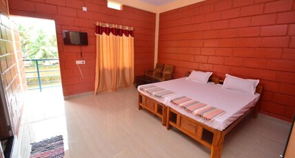 Abhiman Residency | Rooms & Caretaker Room Type - Non A/c Deluxe Double Bed Room