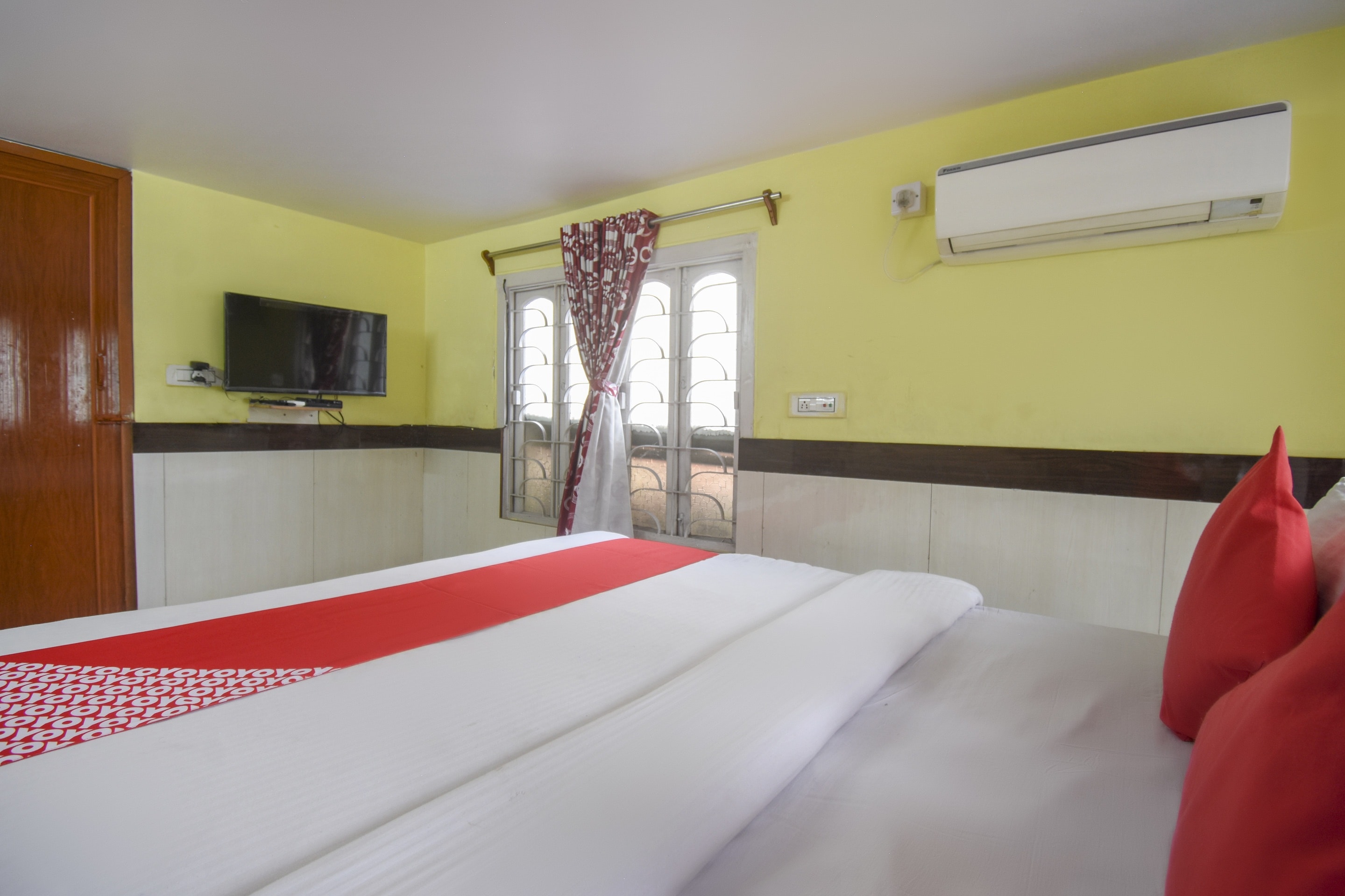 OYO Metro Inn - Tap to explore photos