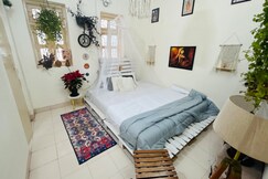 Cozy classic Bohemian house