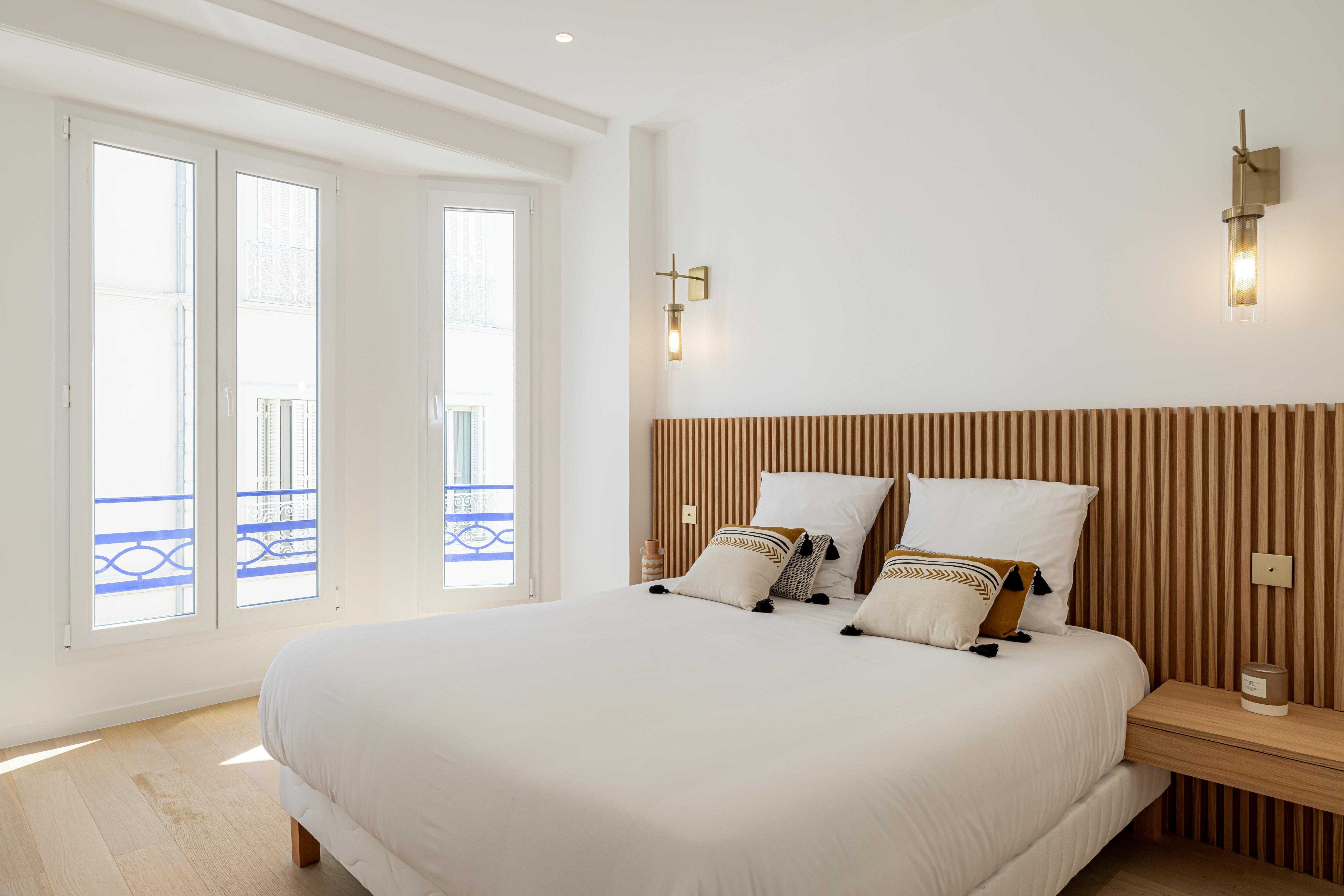 Two Bedroom Flat steps away from Croisette Cannes - Tap to explore photos