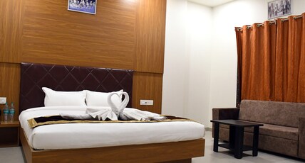 Hotel Gurukripa Room Type - Executive Room