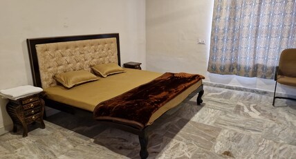 Shree Ji Resort Room Type - Deluxe Room