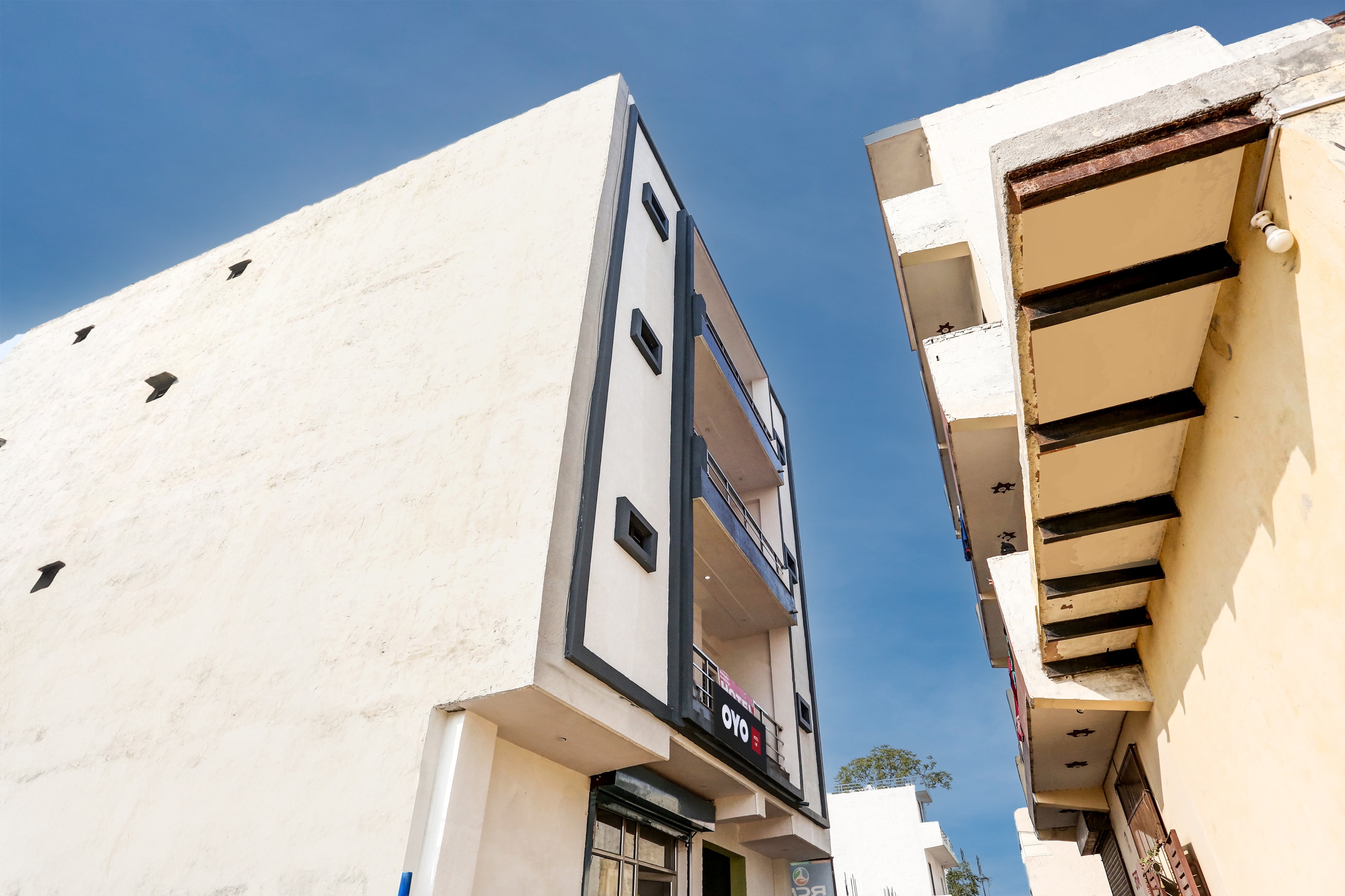 Hotel O H.R - Tap to explore photos