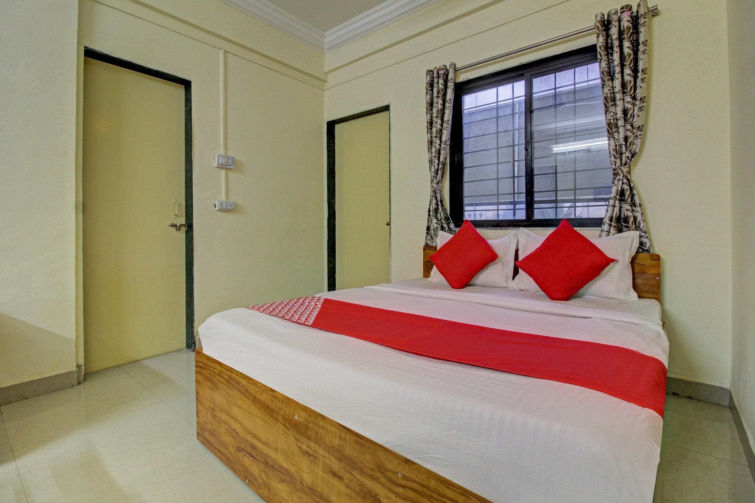 Hotel O Sai Executive Lodging - Tap to explore photos