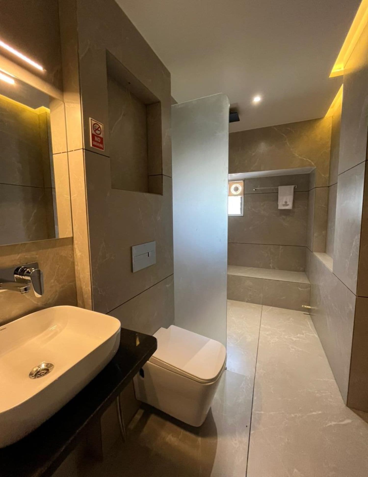Hotel Purnima Regency Dhule - Tap to explore photos