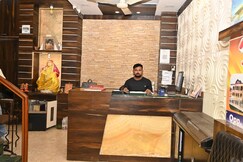 Hotel Sri Sai Inn
