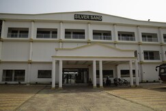 Silver Sand Resort & Spa