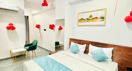 Hotel Aana Inn Prime | Rooftop Pool Room Type - Super Deluxe Room Hotel Aana Inn Prime | Rooftop Pool Room Type - Super Deluxe Room
