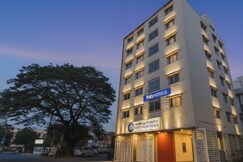 FabHotel A White Pearl Suites - Nr. Bangalore Airport