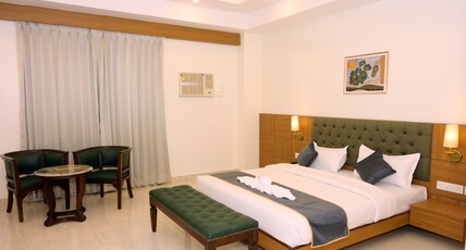 Hotel Grand Maspel Room Type - Deluxe Room