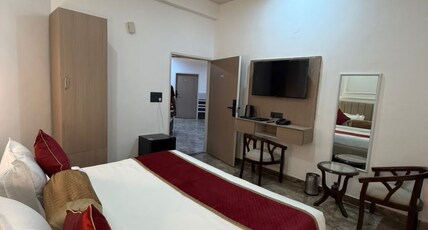 A-ONE RESIDENCY Room Type - Family Room