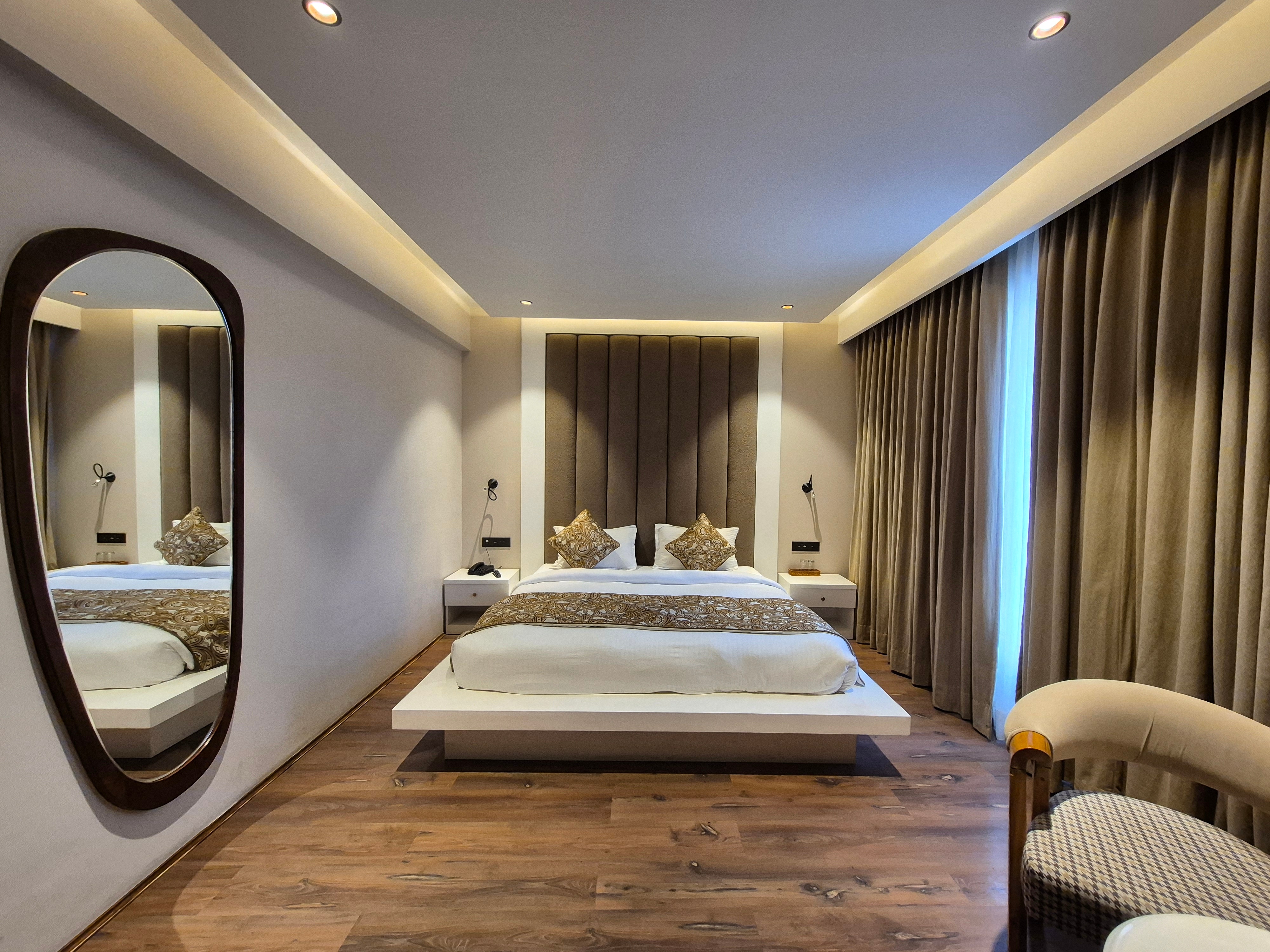 Rega Irman Luxury, Srinagar - Tap to explore photos