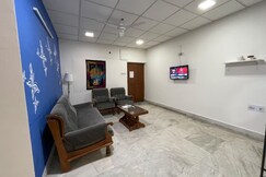 Cozy 2BHK with Free Parking