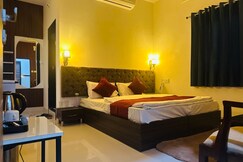 HOTEL RISHI EXCELLENCY