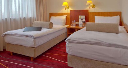Best Western Hotel Portos Room Type - 2 Single Beds, Non-Smoking, Premium Luxury, Laptop Pad, Wi-Fi, Slippers, Newspaper Best Western Hotel Portos Room Type - 2 Single Beds, Non-Smoking, Premium Luxury, Laptop Pad, Wi-Fi, Slippers, Newspaper