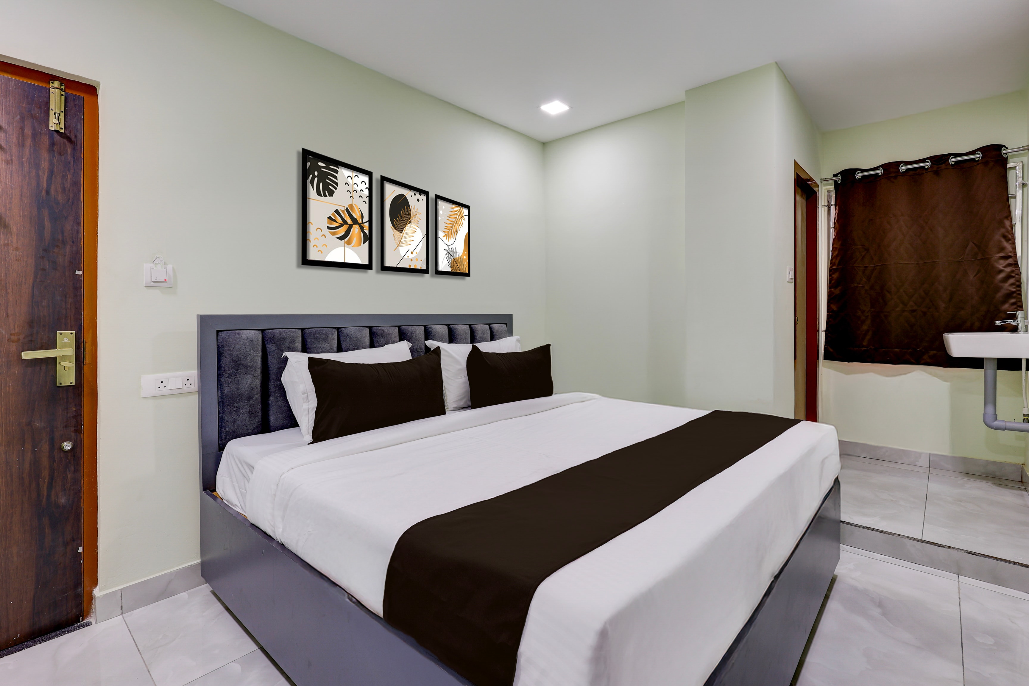 Super Hotel O Krishna Riverview Vijayawada Formerly Sikara - Tap to explore photos