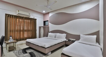 Hotel Merit Room Type - Royal Merit