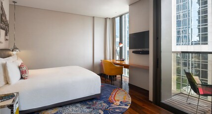 Hotel Indigo Bangkok Wireless Road Room Type - 1 King Premium City View Balcony