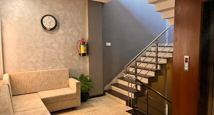 Skymoon Hotel And Restaurant Room Type - Deluxe Room