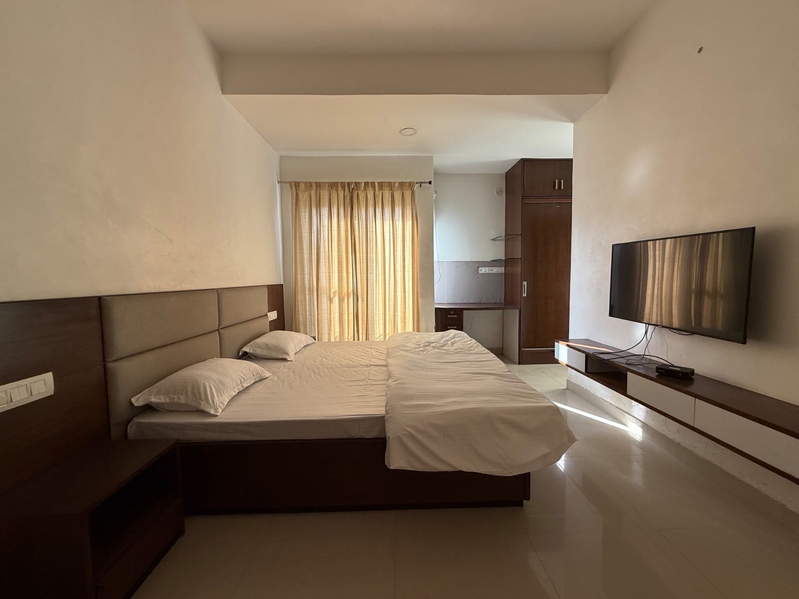 Premium 2BHK | Prime Location - Tap to explore photos