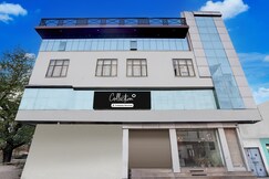 Address of Collection O Sindhi Camp Bus Stand Formerly Hotel Metro View