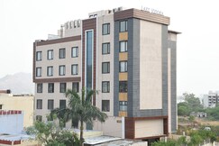 Address of Lake Vinora