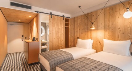 MERCURE LOUDENVIELLE Room Type - Double room with balcony overlooking the village 1 double or 2 single beds MERCURE LOUDENVIELLE Room Type - Double room with balcony overlooking the village 1 double or 2 single beds