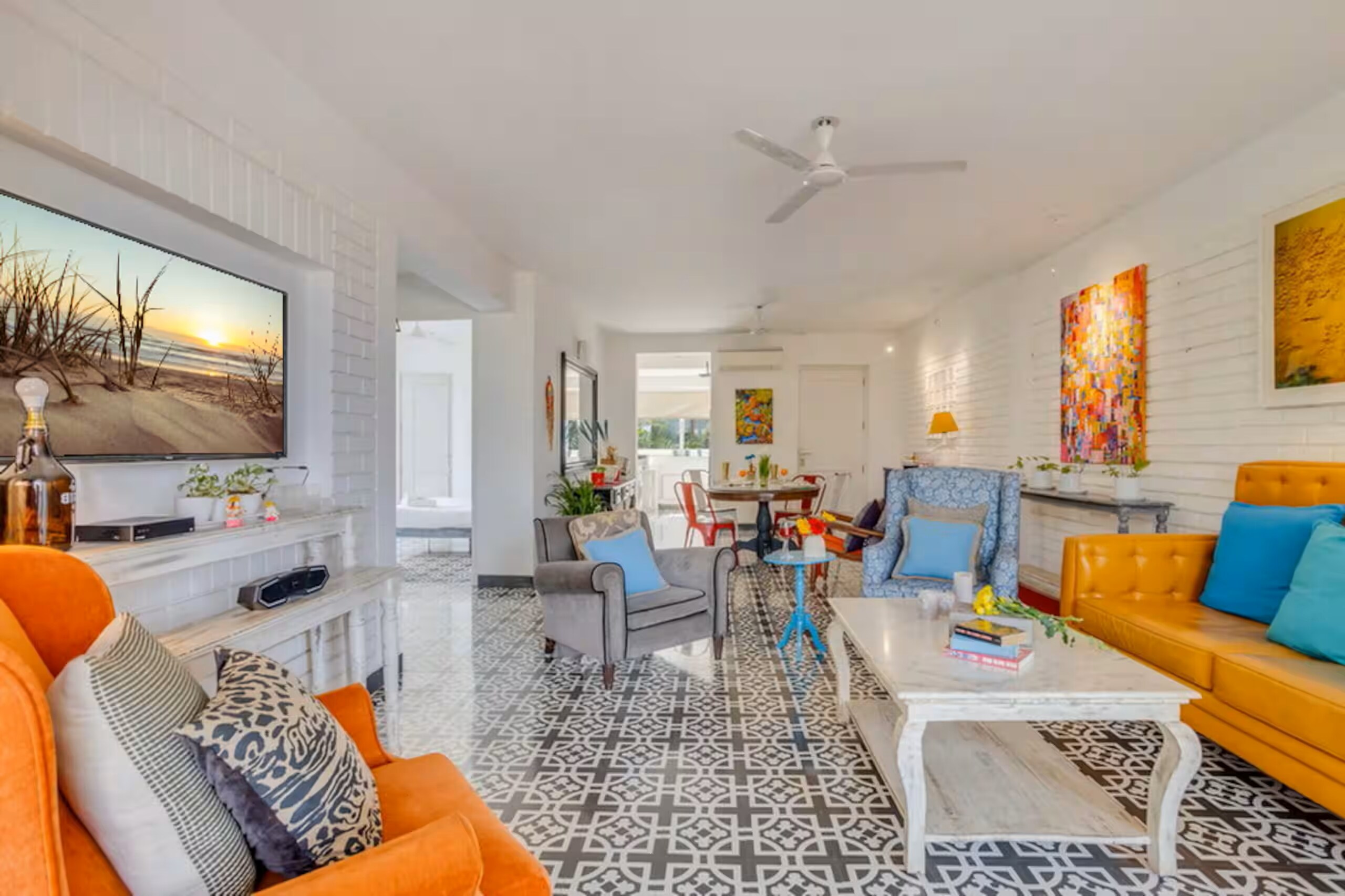 Casa Terra 2mins to Beach - Tap to explore photos