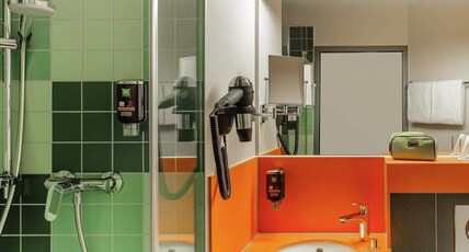 ibis Styles Speyer Room Type - All (Family) Comfort Suites have 1 double bed and twin beds
