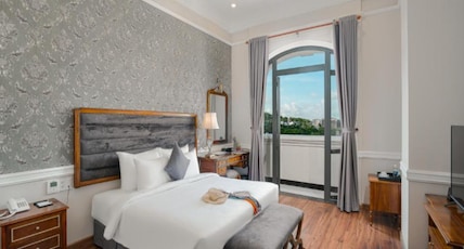AVS Hotel Phu Quoc Room Type - Deluxe Room with City View AVS Hotel Phu Quoc Room Type - Deluxe Room with City View