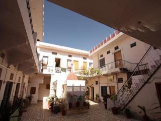 Hotel Om - Tap to explore photos