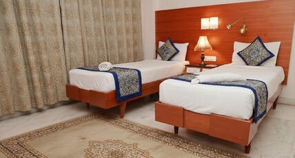 Sivaranjani Hotel Room Type - Deluxe Room