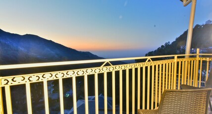 Hotel Sky Bhagsu Room Type - Deluxe Room (Non AC)
