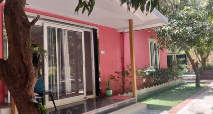 Lakeside Farm - Kolad Room Type - Premium Cottage with Garden View