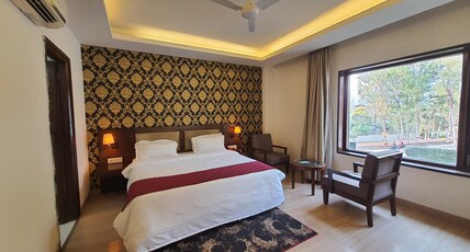 Hotel Forest Avenue | Best Luxury Hotel in Dehradun Room Type - Luxury Room with Forest View