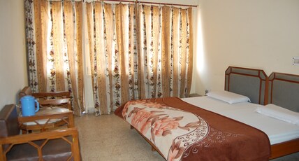 Hotel Mansarover International Room Type - Ordinary Non-Ac Double Bed Room