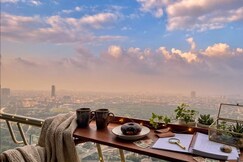 Couples friendlly Half day Stay At Supernova Noida