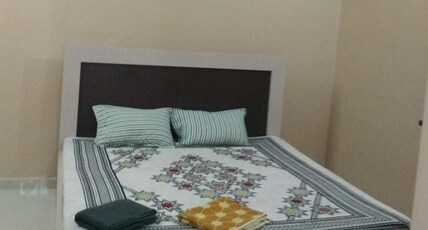VS LODGE Room Type - Deluxe Non AC