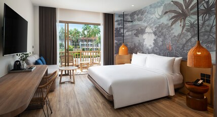 Amari Bangsaen Room Type - Deluxe Pool View King