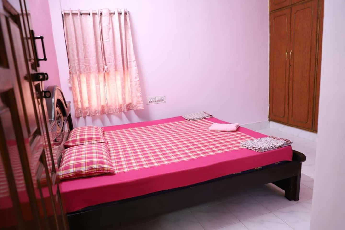 Tirupati Homestay-Villa 41 - Tap to explore photos
