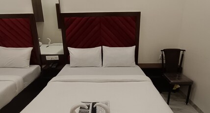 AR Residency Room Type - Deluxe Quadruple Room