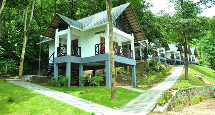 Woodrose Resort | Restaurant & Pool Room Type - AC Superior Cottage