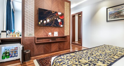 The Sapphire Boutique Hotel Room Type - Sapphire Suite Room AC - Sitting Area