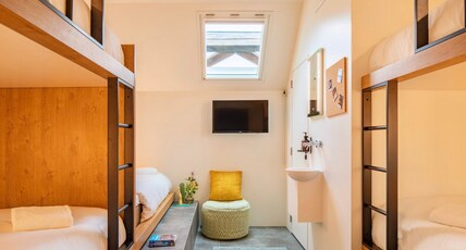 Bunk Hotel Amsterdam Room Type - BUNK ROOM FOR 5