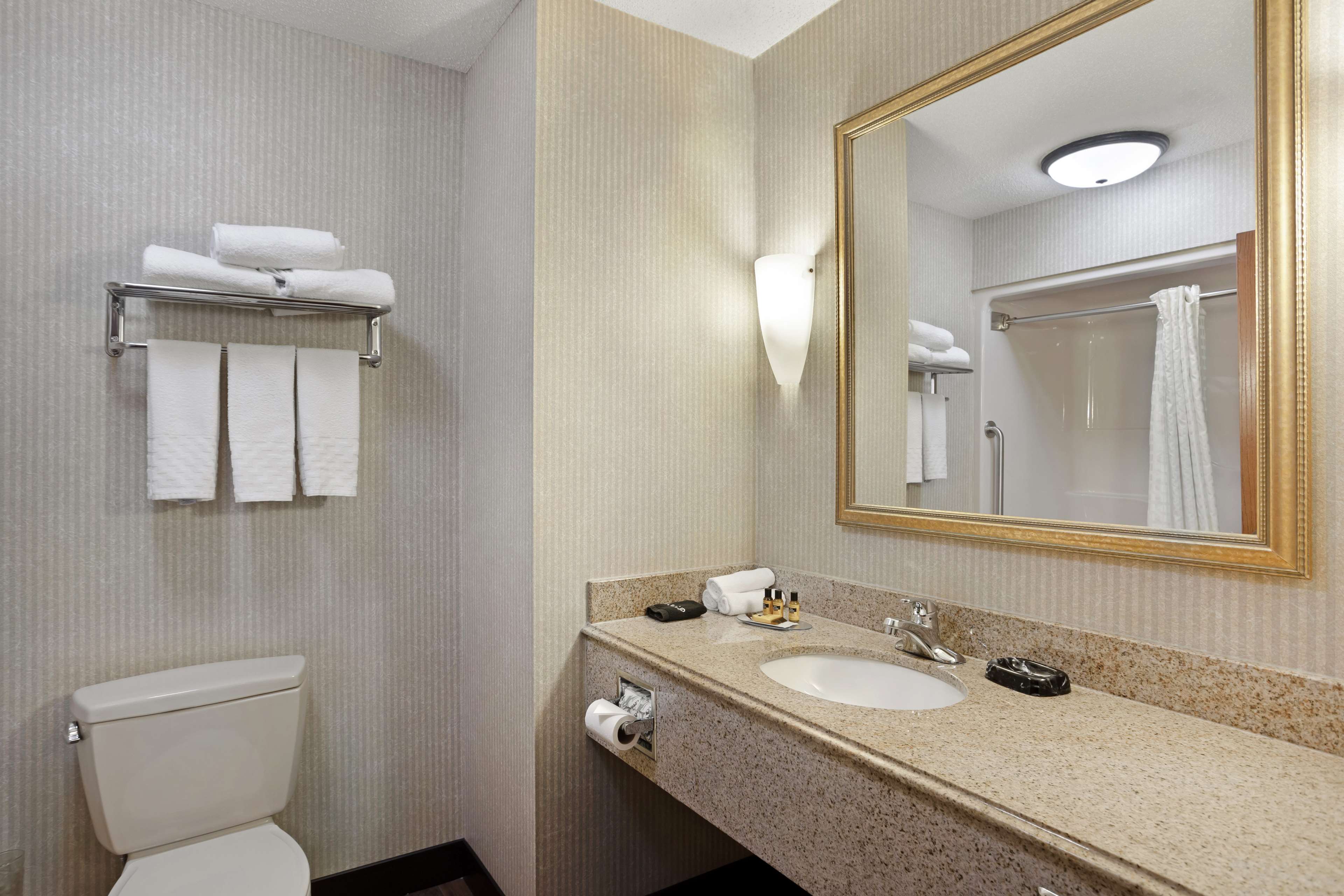 Best Western Plus Clearfield - Tap to explore photos