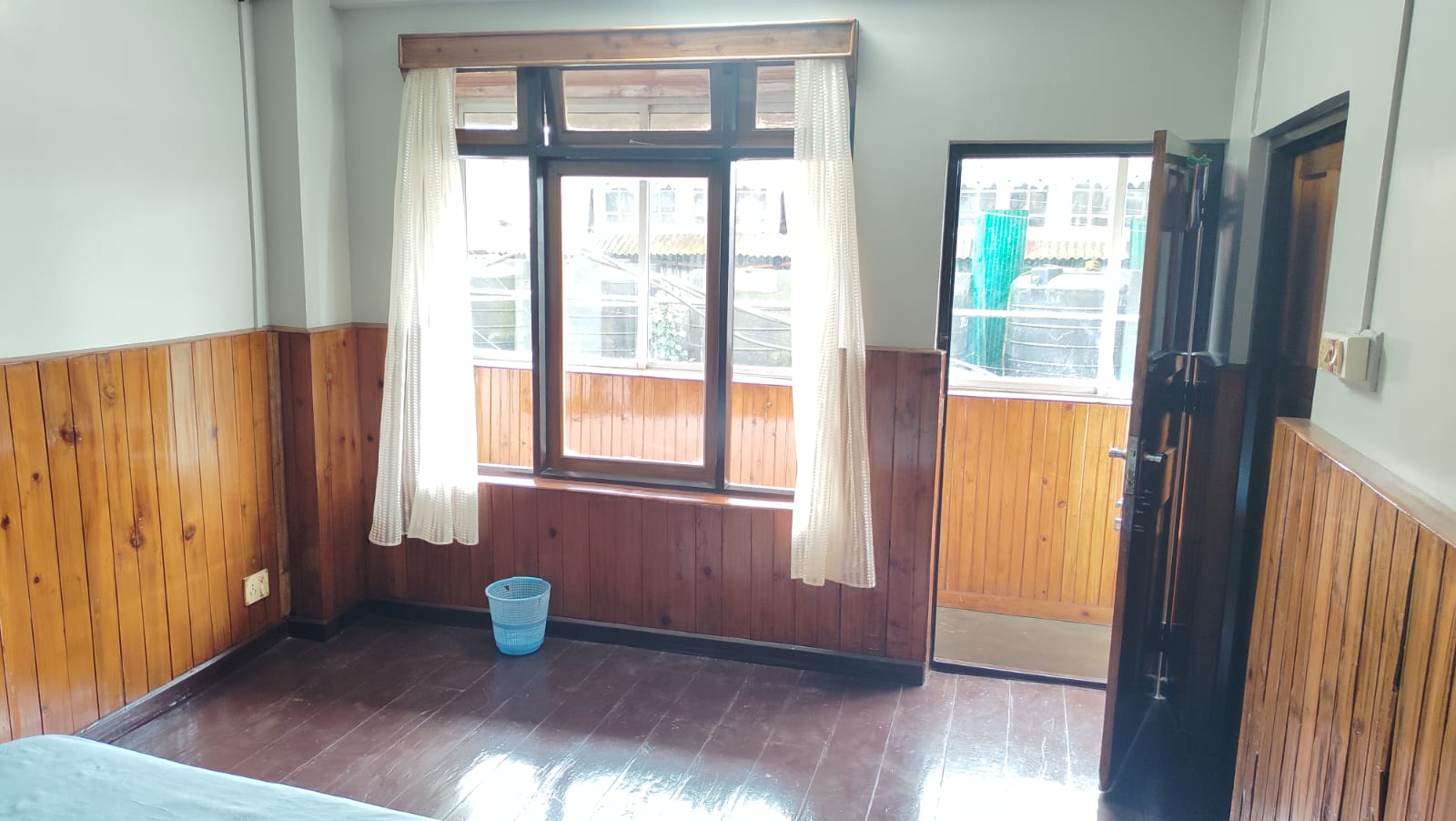 SAYANA HOMESTAY. - Tap to explore photos