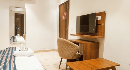 Platinum Inn Room Type - AC Premium Room