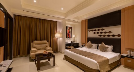 Cygnett Lite Alwar Room Type - Club Room with Bathtub